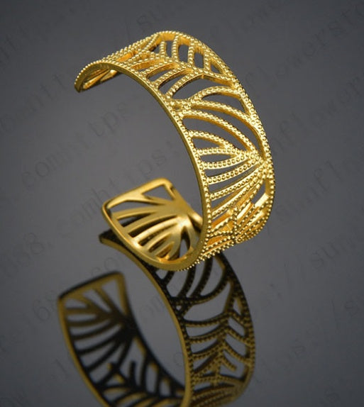 Leaf Shaped Hollow Opening Adjustable Stainless Steel Ring for Women Korean Style Jewelry Gift Daily Wear Gift