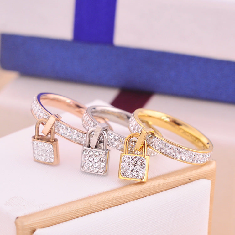 Stainless Steel Crystal Key Ring With Golden Rose Gold And Silver Finish For Party Wedding Office Gift For Everyday Use