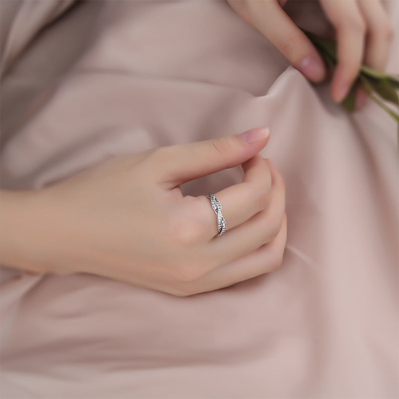 Womens Elegant Geometric Ring Gold Plated Copper Jewelry With Artificial Gemstone For Festivals Fashionable And Durable