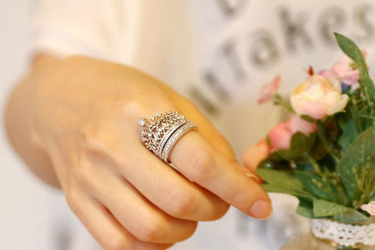 Sterling Silver Hollow Crown Ring With Sparkling Zircon Gemstone Elegant Design Exquisite Craftsmanship Women