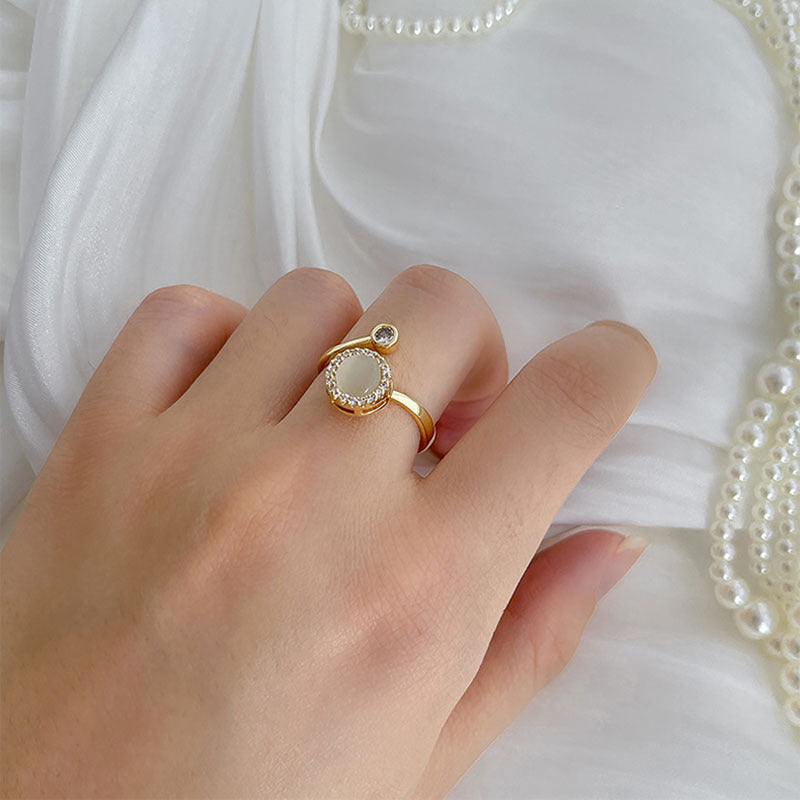 Womens Cat Eye Pendant Necklace Clavicle Chain Titanium Steel Electroplated Geometric Elegant Korean Style Lx