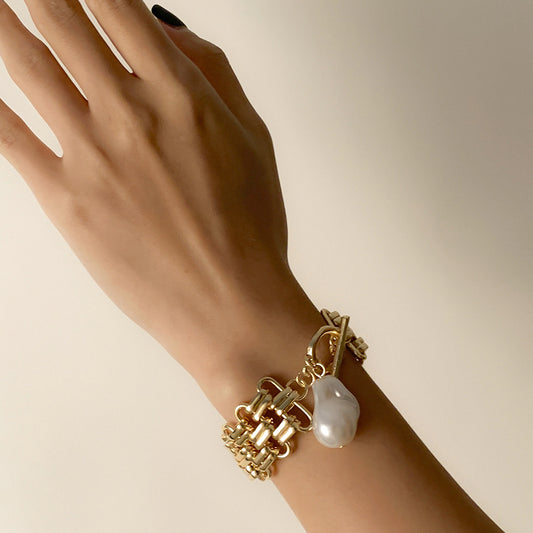 Womens Chain Bracelet With Artificial Pearls Thick Chain Geometric Design Gold Plated Iron Bracelet Pearl Iron
