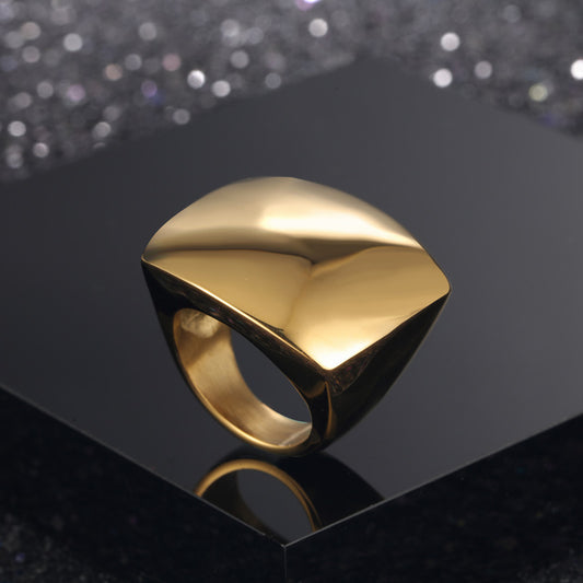 Women Titanium Steel Ring Gold Plated Fashion Ring Durable Band Stylish Jewelry Size 6 7 8 9 Elegant Gold Tone