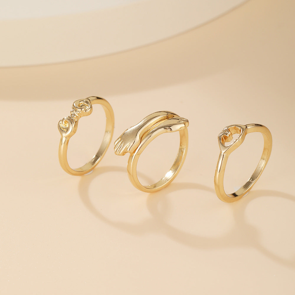 Gold Plated Hug Rings Set Three Piece Alloy Heart Shaped Cartoon Character Jewelry For Women Fashion Accessories