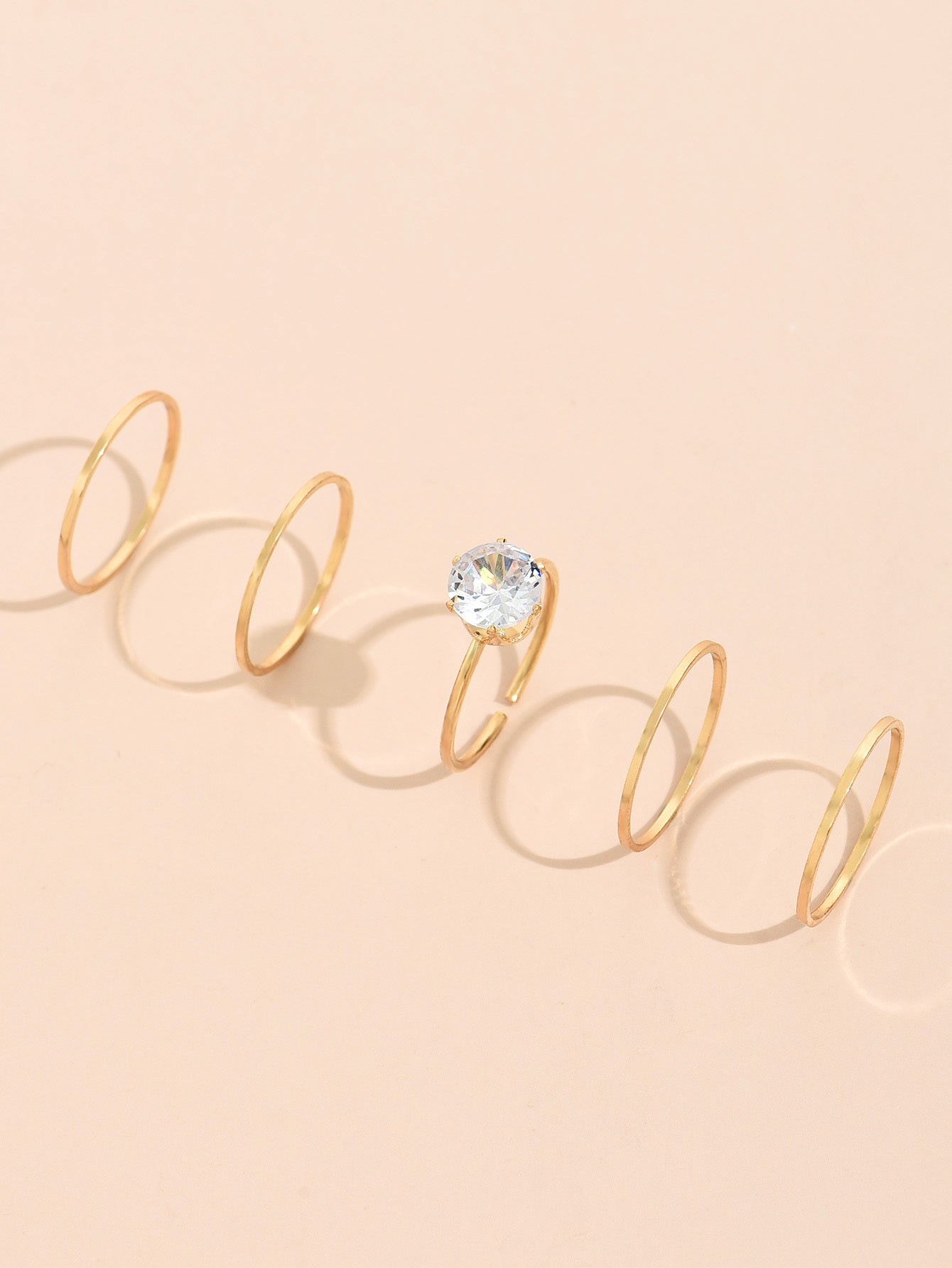 Womens Fashion Ring New Design Zinc Alloy Rings Beautiful Appearance Trendy Accessory Chic For Women Must Have