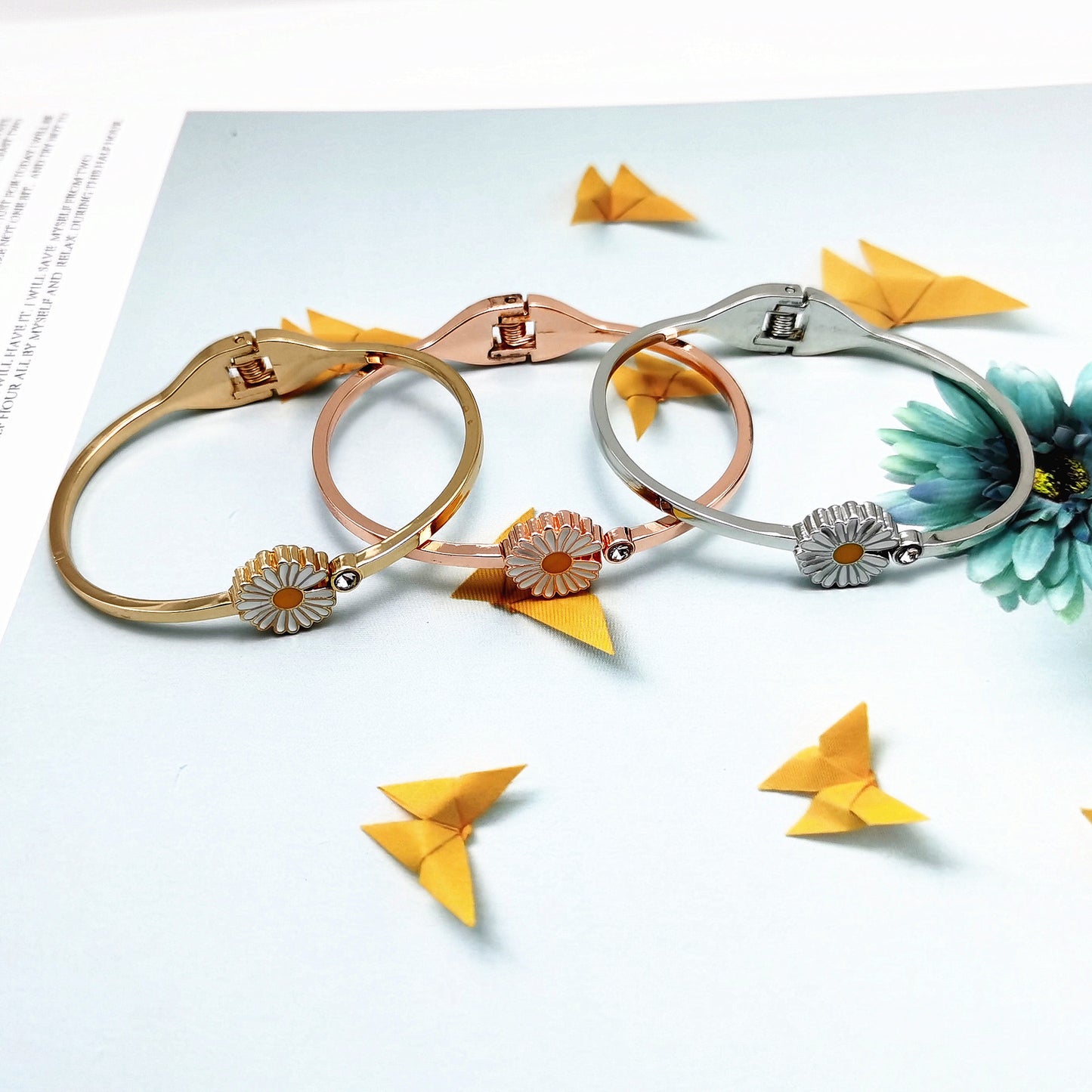 Women Flower Bracelet Adjustable Alloy Jewelry Chrysanthemum Rose Gold Bangle Simple Couple Styles 60mm X 45mm