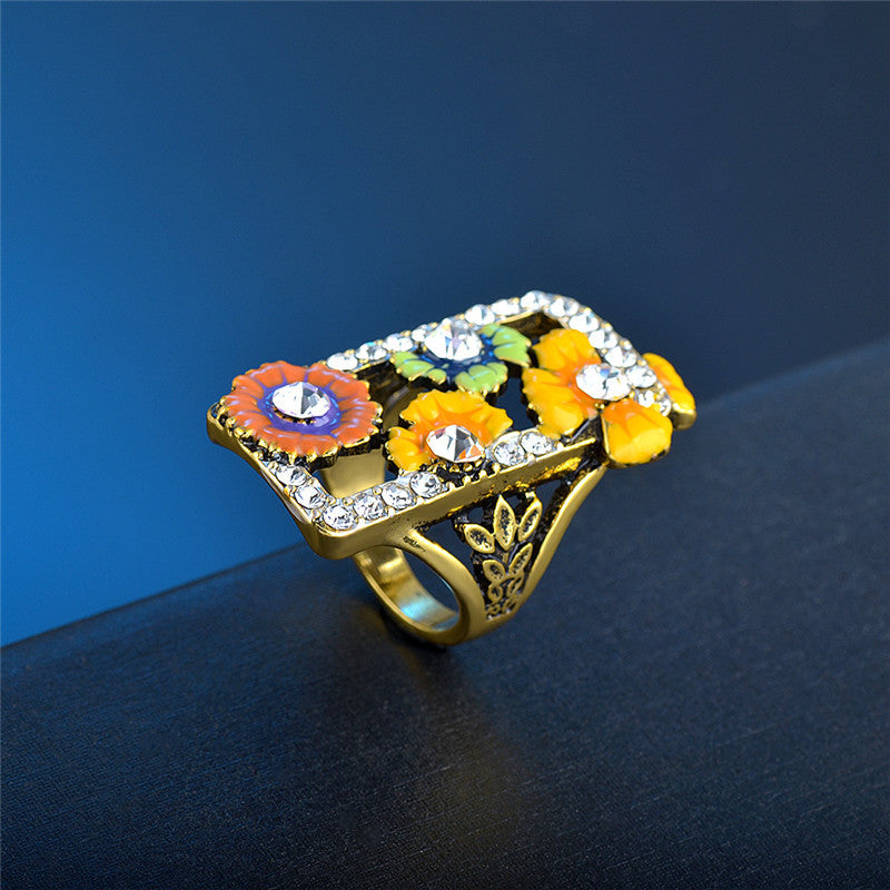 Womens Retro Enamel Flower Ring Gold Plated Rhinestone Inlaid Vintage Palace Statement Jewelry Accessory Charm