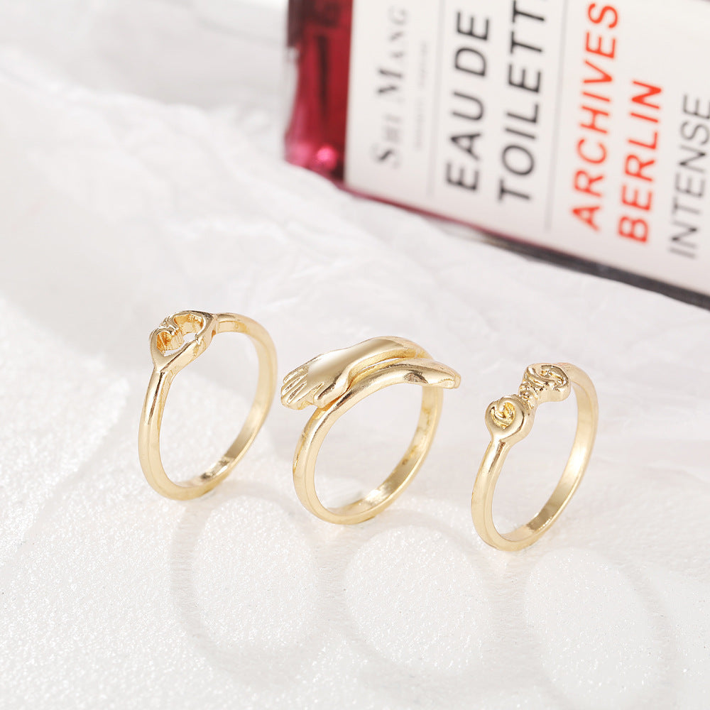 Gold Plated Hug Rings Set Three Piece Alloy Heart Shaped Cartoon Character Jewelry For Women Fashion Accessories