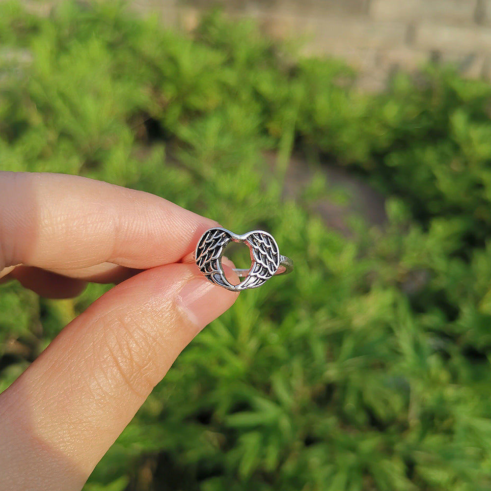 Unisex Vintage Ring Dark Silver Alloy with Heart Skull Flower and Geometric Animal Elements Anniversary Wedding