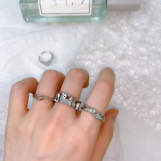Womens Retro Wrinkled Textured Ring Irregular Line Silver Plated or Gold Plated Adjustable Size 7 Sleek Design