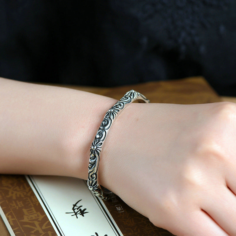 Thai Silver Distressed Pattern Bracelet Vintage Silver Plated Women Fashion Accessory For Women Vintage Appeal