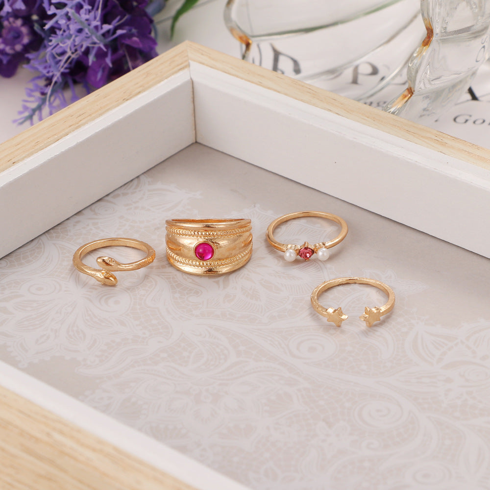 Women Geometric Snake Ring With Gem Inlay Alloy Fashion Ring European Design Trendy Statement Gift For Fashion Lovers