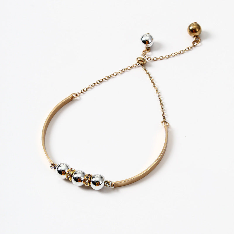 Womens Pearl Flower Bracelet European American Jewelry Fashionable Pearl Design Elegant Accessory For Everyday Wear