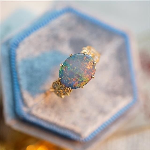 Women's Opal Ring with Delicate Texture and Leaves Design Plated S925 Silver Adjustable Opening Sweet Ring for Her Round Geometry Copper Ring