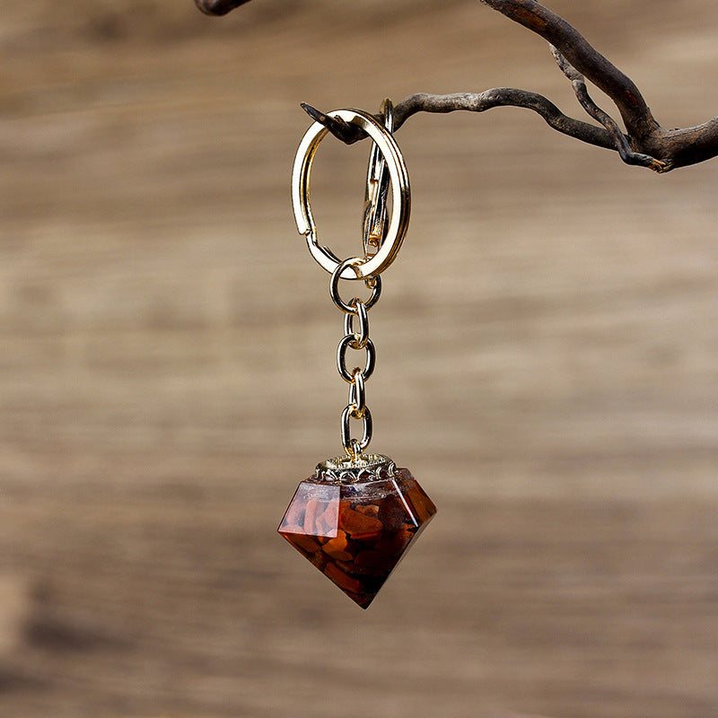 Crystal Gravel Resin Keychain Pendant Modern Design With Tapered Point Handcrafted Natural Stone Accessory Kit