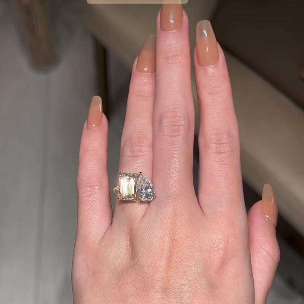 Gold Alloy Couple Rings Drop Shaped Geometric Asymmetric Fashion Jewelry for Men and Women Trend Accessory Duo