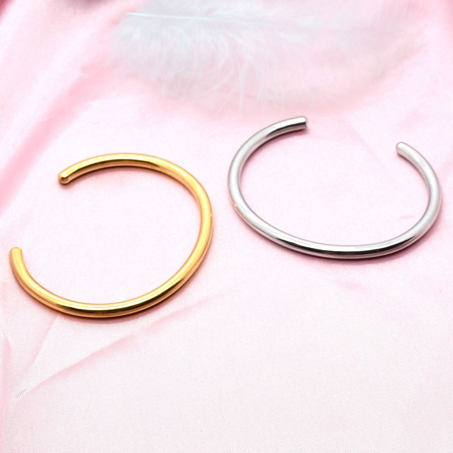 Womens Stainless Steel Bracelet With Wave Pattern Electroplated Bangle Open Round Element Fashion Jewelry Gift