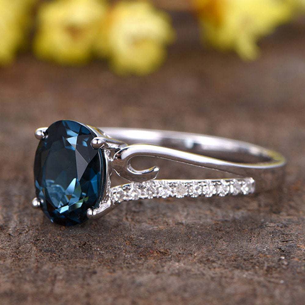 Womens Brass Ring With Artificial Gemstone Inlay Geometric Ethnic Retro Cartoon Ring Fashion Accessory For Women