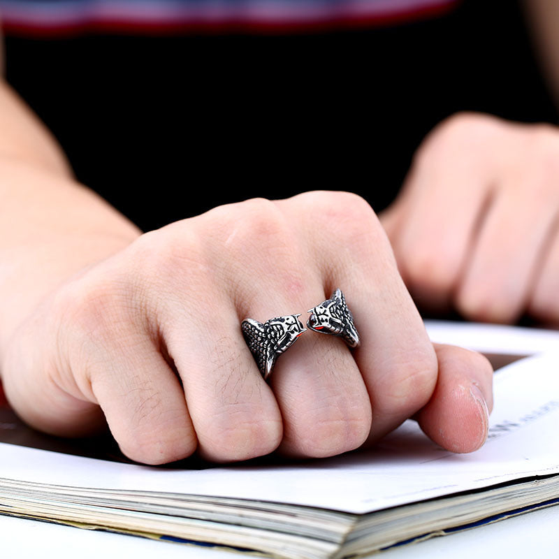 Titanium Steel Red Diamond Snake Ring Inlaid Gem Fashion Accessory For Women Sizes 7 8 9 10 11 12 Statement Jewelry