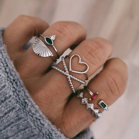 Love Scallop Design Ring Electroplated Alloy Jewelry With Artificial Gemstones And Semi Precious Stone Inlay Finish