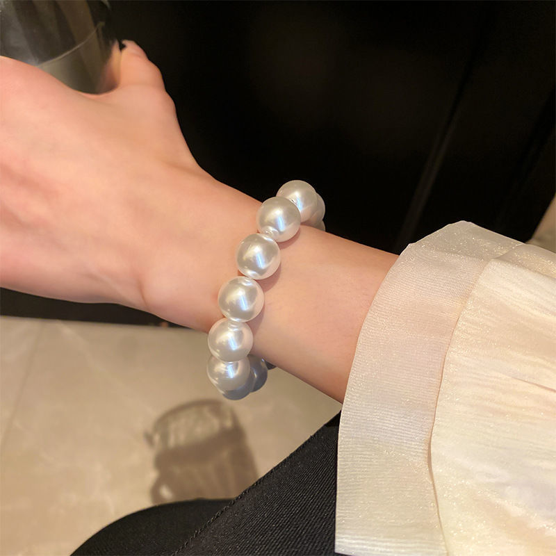 Mother Of Pearl Bracelet For Couples Retro Design Stretch Jewelry Elegant Pearl Accessory Timeless Vintage Style