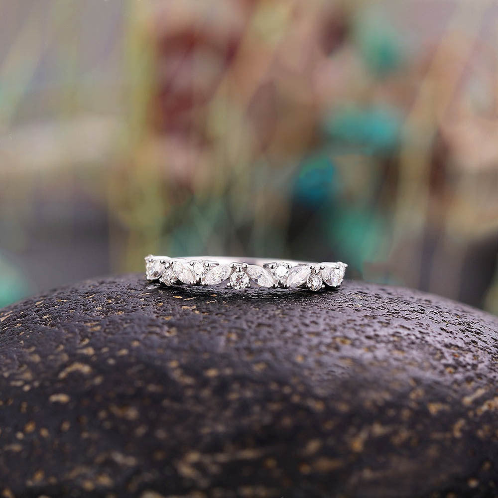 Geometric Brass Ring Gold Plated Copper Jewelry For Women Zircon Inlay Birthday Gift Elegant Accessory Classic Sparkle