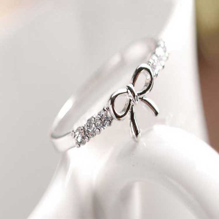Bowknot Ring Women Korean Fashion Jewelry Alloy Electroplated Simple Design Gift For Her Golden Silver ToneHue