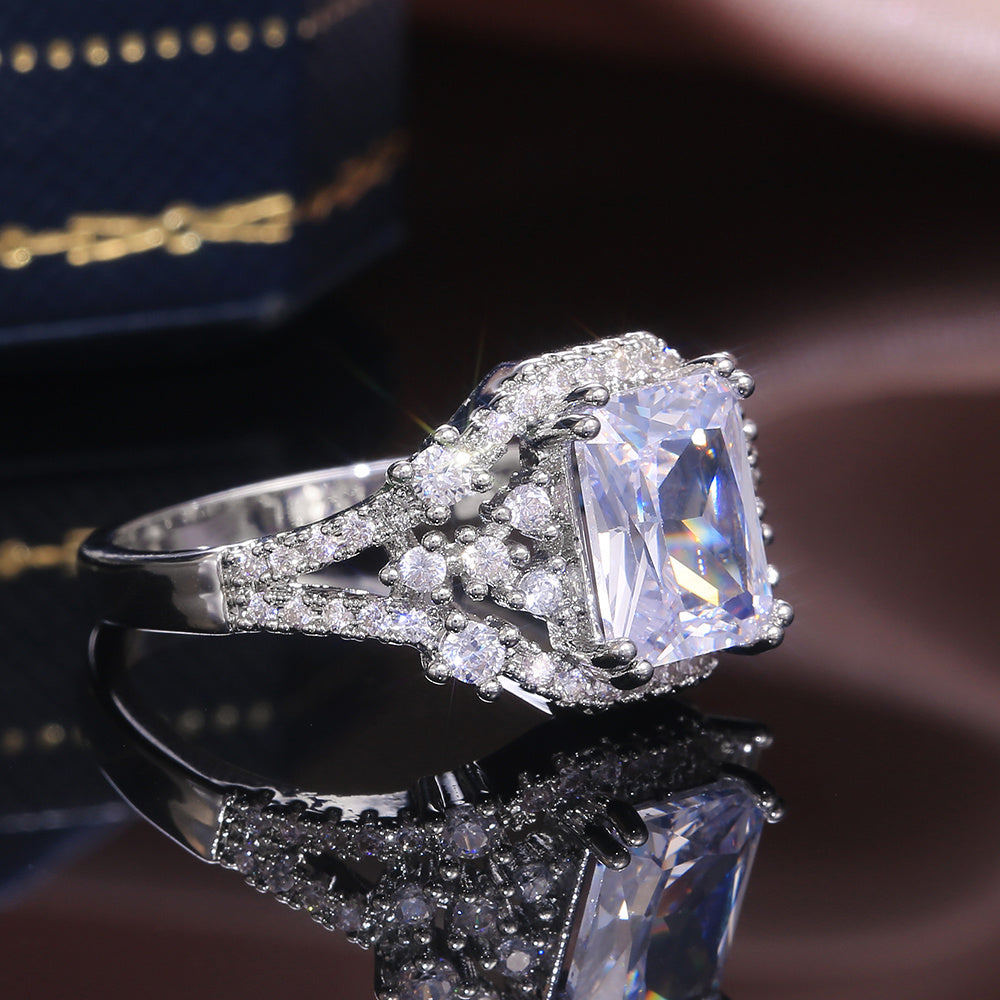 Womens Silver Color Ring With Princess Cut Square Crystal Zircon Stone Dazzling Elegant Engagement Wedding Jewelry