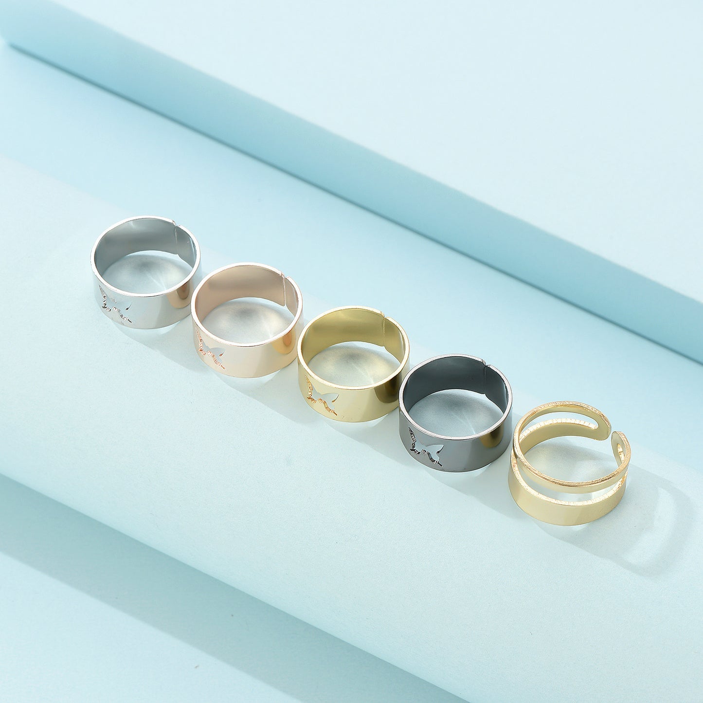 Unisex Butterfly Rings Adjustable Alloy Insect Ring Hollow Joint Rings Fashion Statement One Size Women Men X1A