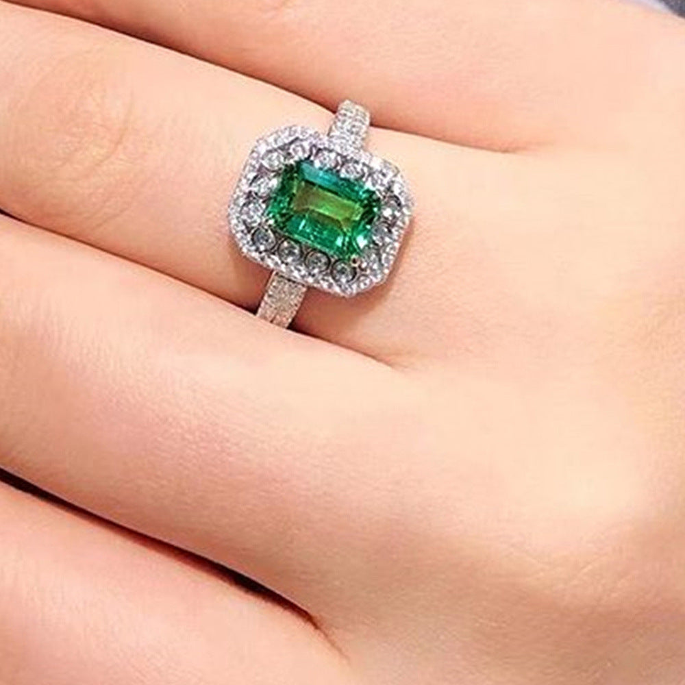Green Zircon Inlaid Copper Ring For Women Elegant Durable Fashion Jewelry Sparkling Green Gemstone Statement Piece