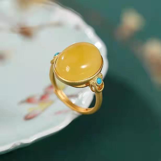 Beeswax Amber Ring Bowknot Design Silver Plated Ancient Gold Finish Brass And White Steel Women Adjustable Fit