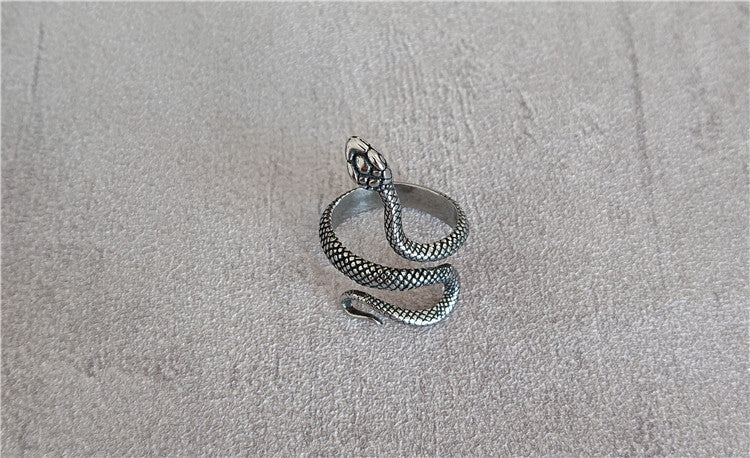 Retro Snake Ring Animal Zodiac Titanium Steel Ring Vintage Geometric Ring Steel Color Ring Gold Ring for Men and Women Party Jewelry Fashion Ring