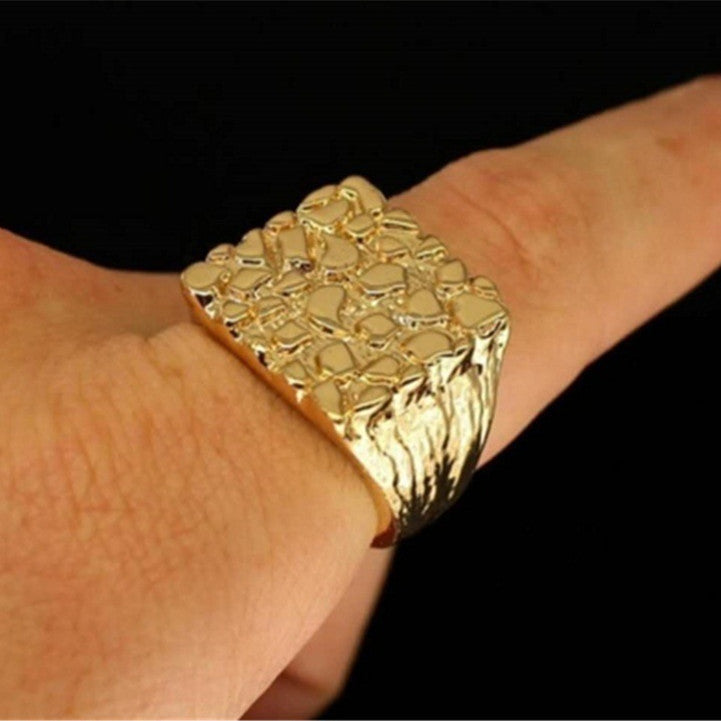 Unisex Gold Geometric Square Alloy Ring For Men Women Durable Modern Fashion Everyday Accessory Sleek Minimalist Style