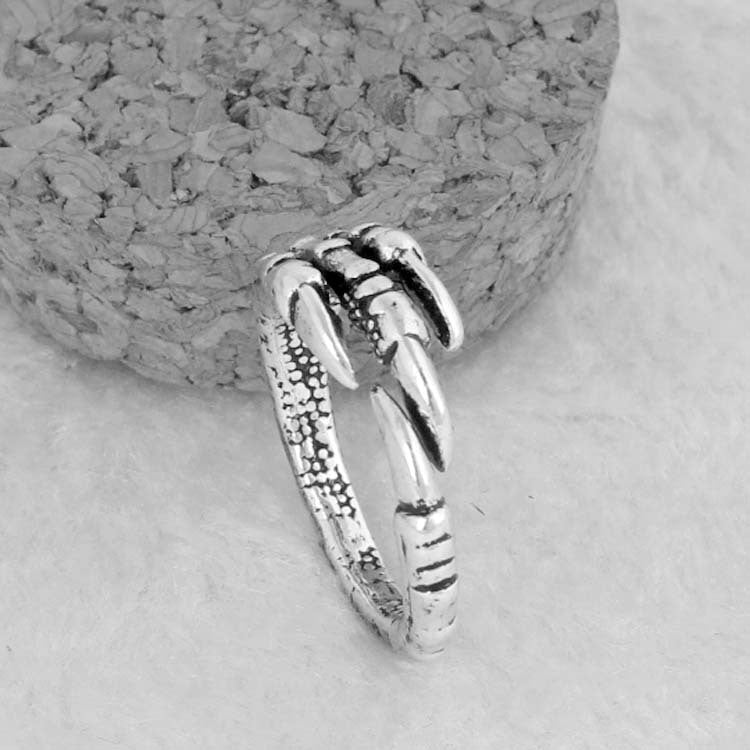 Claw Ring Electroplated Alloy Unisex Fashion Ring Adjustable Opening for Men and Women Durable Finish Textured