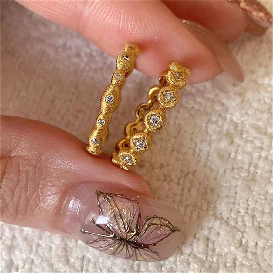 Womens Open Ring Geometric Copper Ring Electroplated With Brushed Zircon Detailing Niche Design Jewelry Crafted