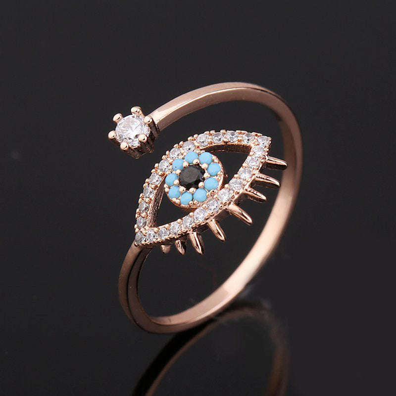 Eye Design Ring with Blue Eyes Copper Plated Unique Statement Jewelry Sturdy Elegant Accessory for Her Fashion