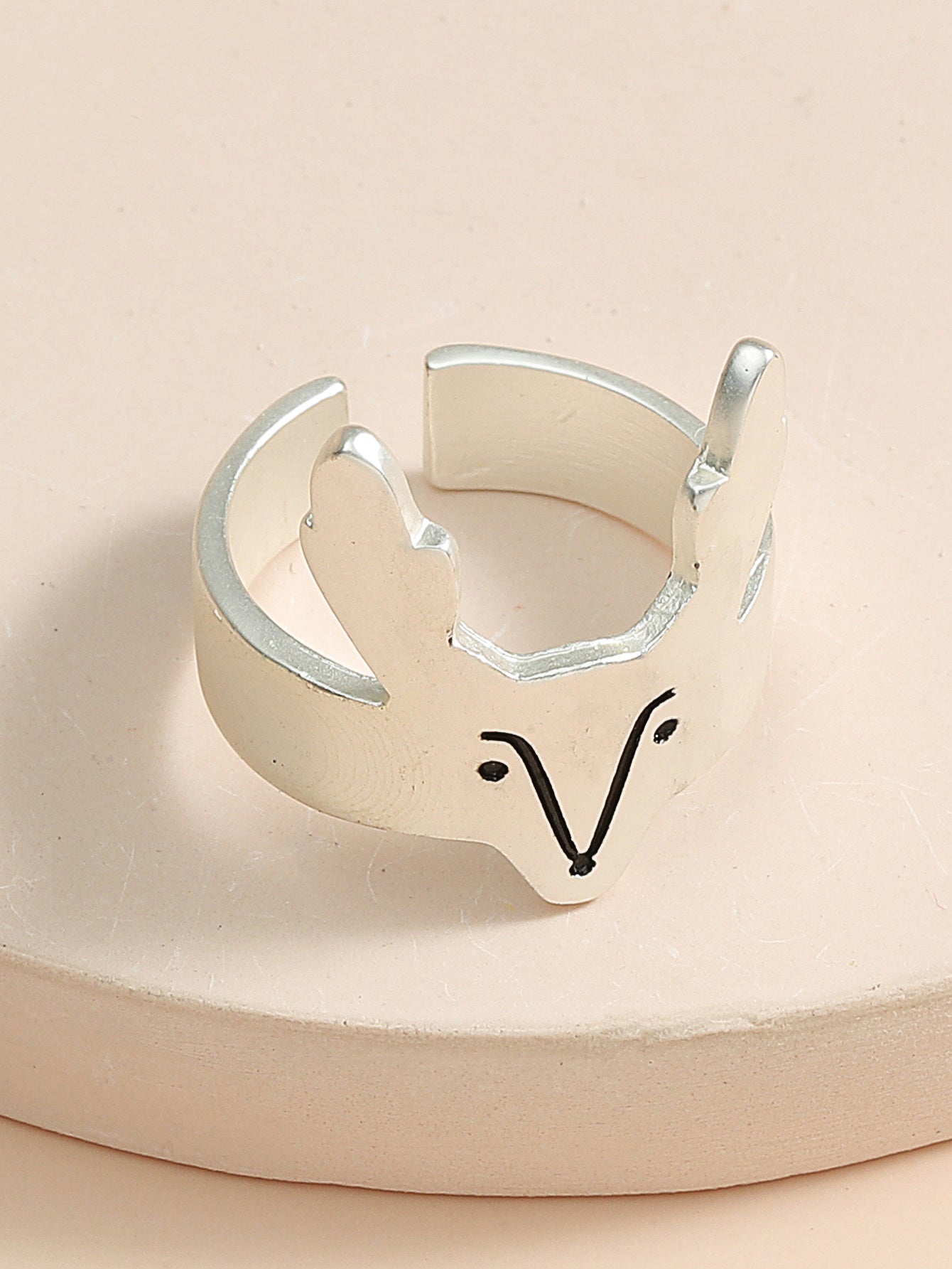 Geometric Rings for Women European Fashion Alloy Electroplated Rings Individually Packed Size 6 7 8 9 10 Rings