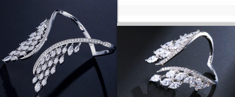 Womens Angel Wing Ring Alloy Electroplated Gemstone Inlaid Elegant Fashion Jewelry Gift For Her Rose Gold Tone Luxe