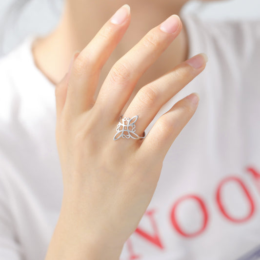 Stainless Steel S Shaped Knot Ring For Women And Men Electroplated Fashion Jewelry In Gold Or Black Style Trend