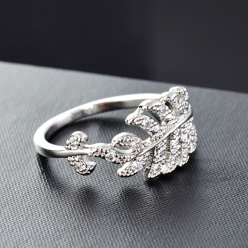 Womens LeafDesign Ring Zircon Inlaid Copper AAA Jewelry Exquisite Polished Delicate Everyday Wear Gift For Her