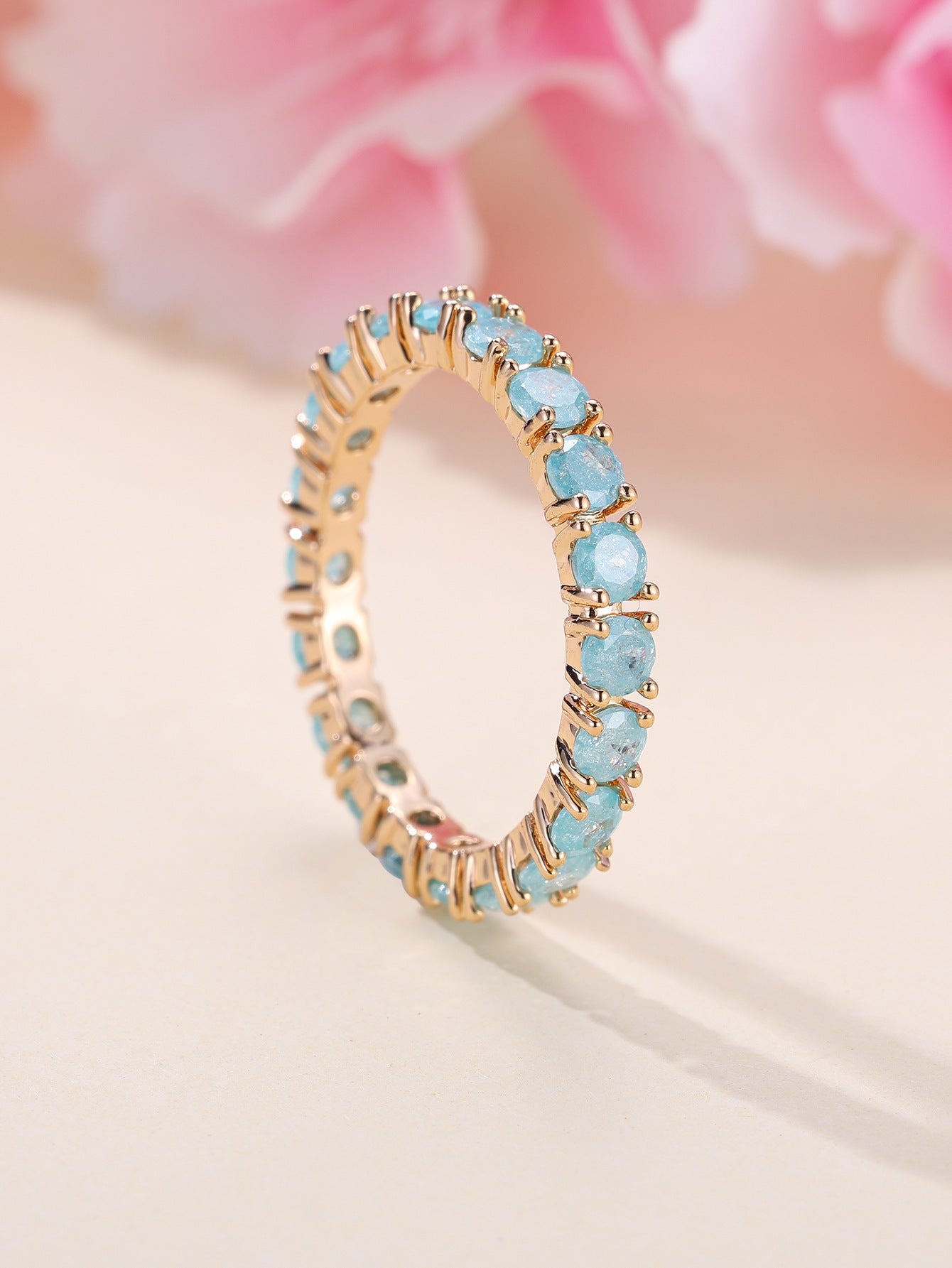 Women Retro Champagne Gold Zirconium Full Diamond Ring Geometric Ice Flower Design Elegant Jewelry Ring Unique