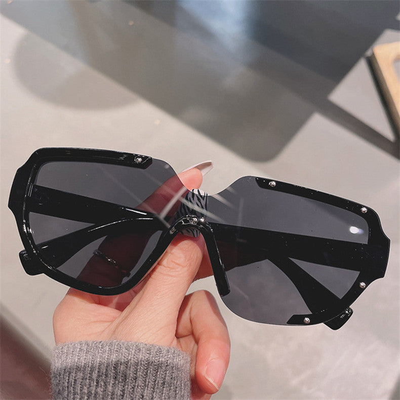 Round Sunglasses Large Frame Resin Lens Plastic Metal Frame For Sport Outings Fishing Retro Sun Unisex UV Protection