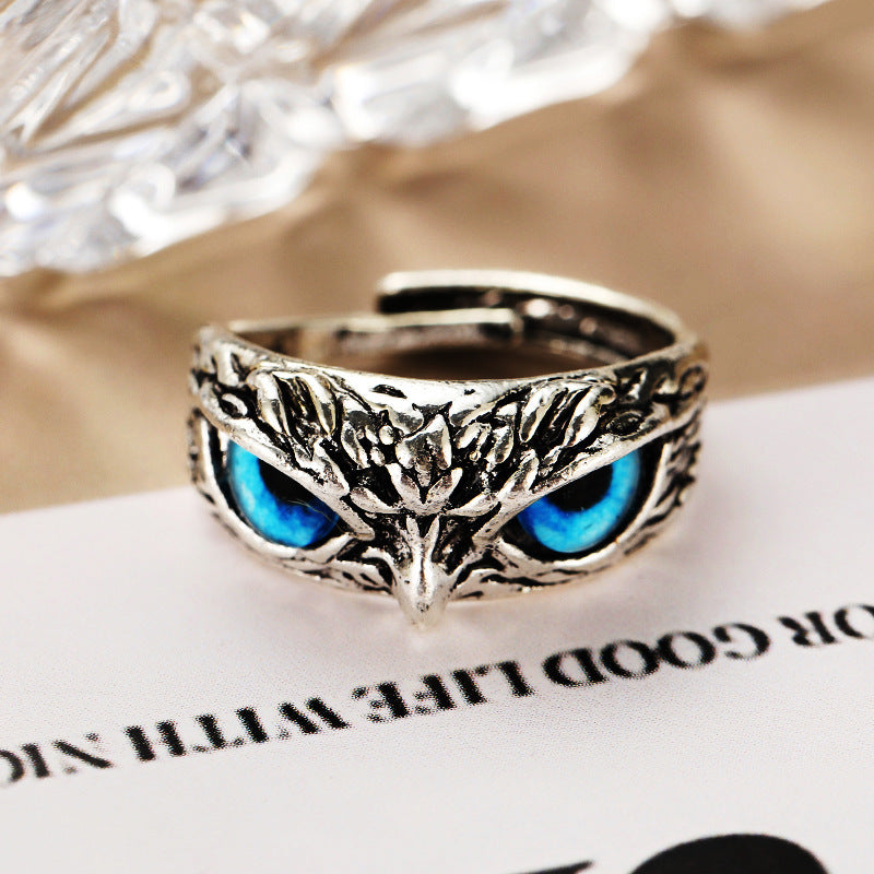 Unisex Alloy Ring With Retro Blue Eyes Owl Design Electroplated Statement Ring High Quality Beautiful For Everyday Wear