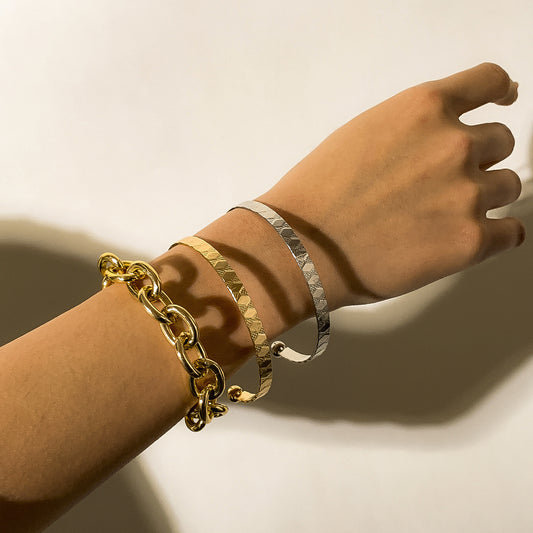 Womens Bracelet Set Diamond Shaped Glossy Metal Thick Chain Geometric Hollow Design Electroplated Finish Shine