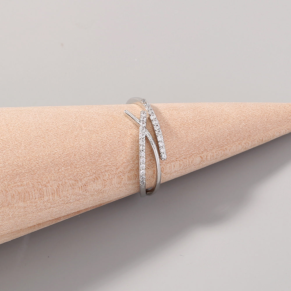 Adjustable Copper Zircon Cross Ring Platinum Plated Fashion Jewelry For Women And Girls European Style Open Ring Design