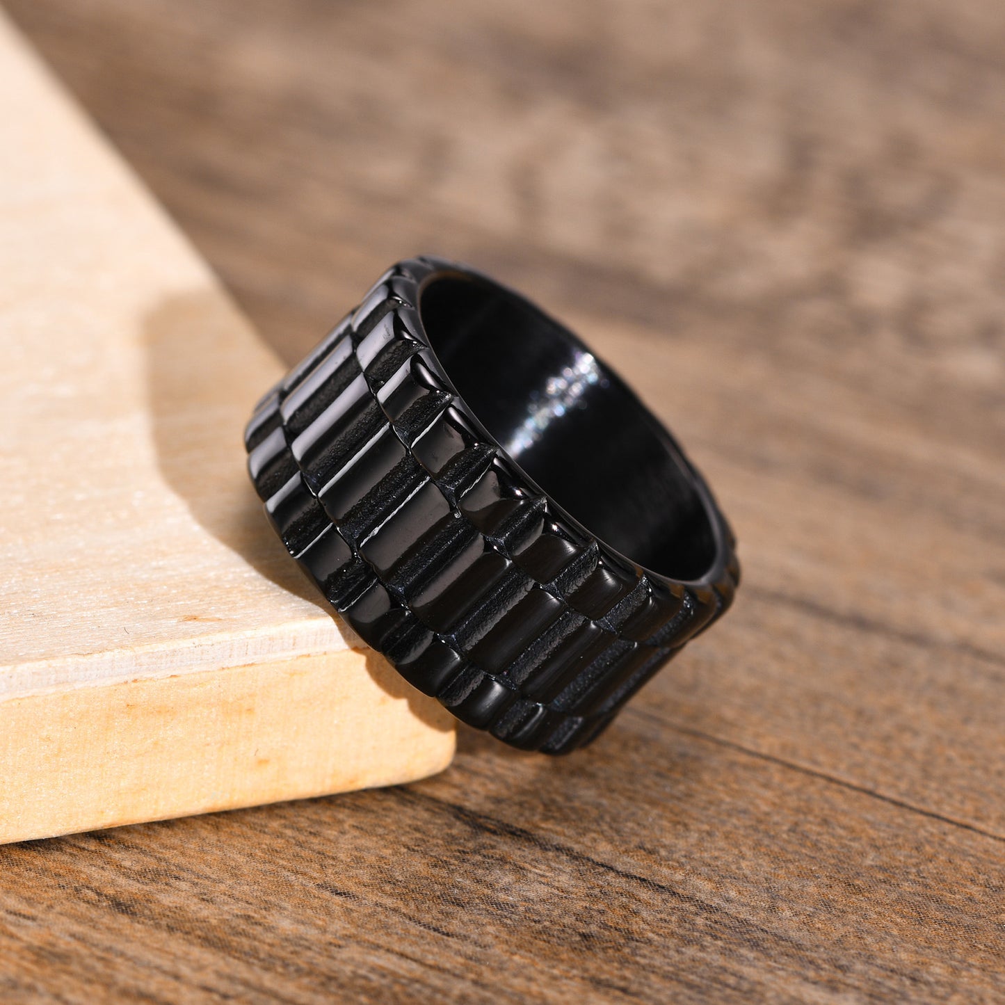 Stainless Steel Strap Ring Gold Tone Unisex Wide Band Hip Hop Jewelry Ring Sizes 7 8 9 10 11 12 Durable Comfort