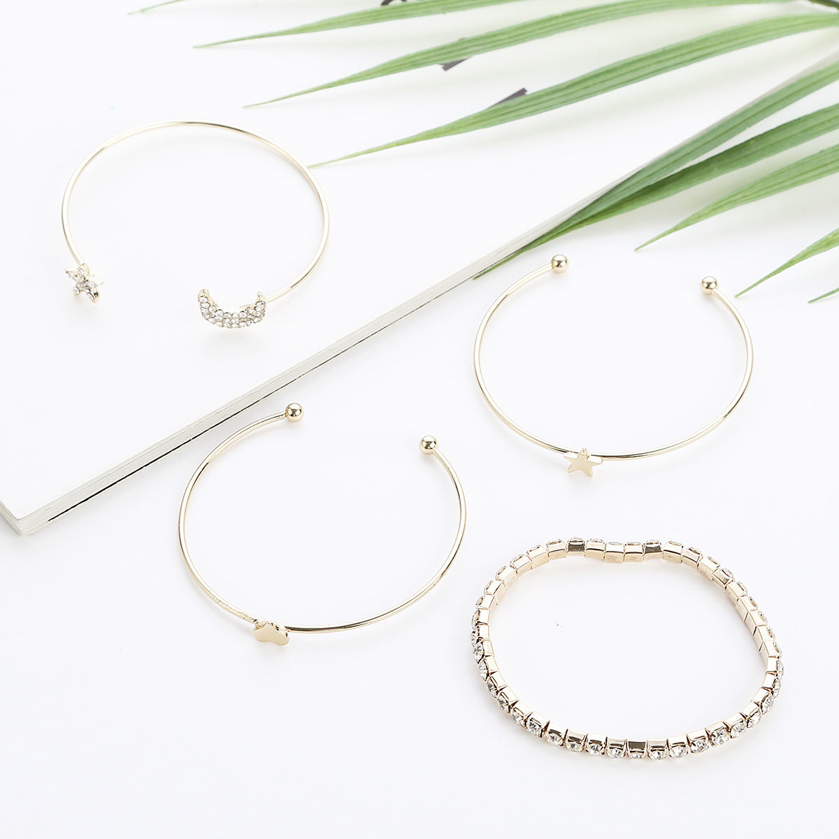 Womens Star Moon Bracelet Rhinestone Accents Electroplated Alloy European Style Celestial Jewelry Gift for Women