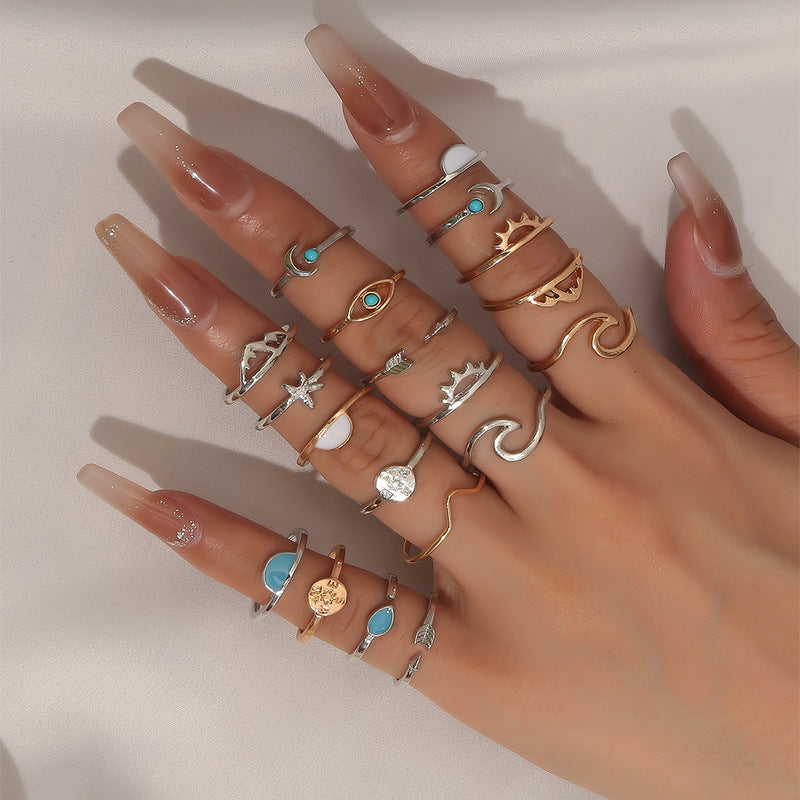 Womens 19 Piece Alloy Ring Set Vintage Sun Eye Moon Design Crown Rings Cupid Arrow Irregular One Size Jewelry Set