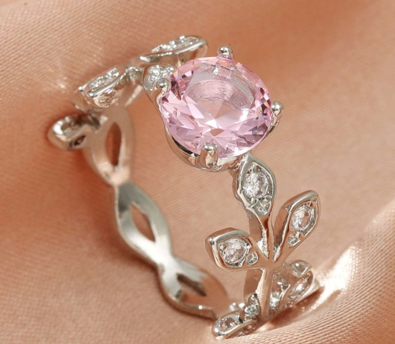 Womens Zircon Ring Silver Plated Copper Geometric Ring European American Gifts Her Fashion Jewelry Accessories