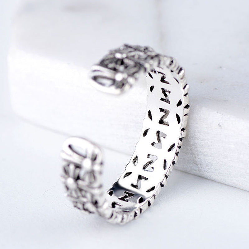 Womens Fashion Cross Ring Vintage Alloy Electroplated Silver Ring Stylish Accessory for Women Everyday Classic